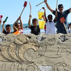 SCULPTURE SUR SABLE 3